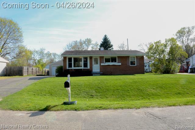 Property Photo:  2539 Peters  Street  MI 48359 