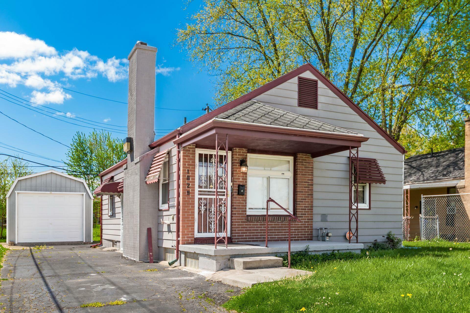 Property Photo:  1829 Weiler Avenue  OH 43207 