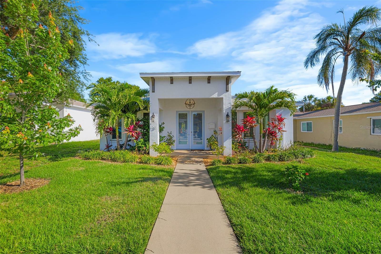 Property Photo: 1221 9th Ave S FL 33705