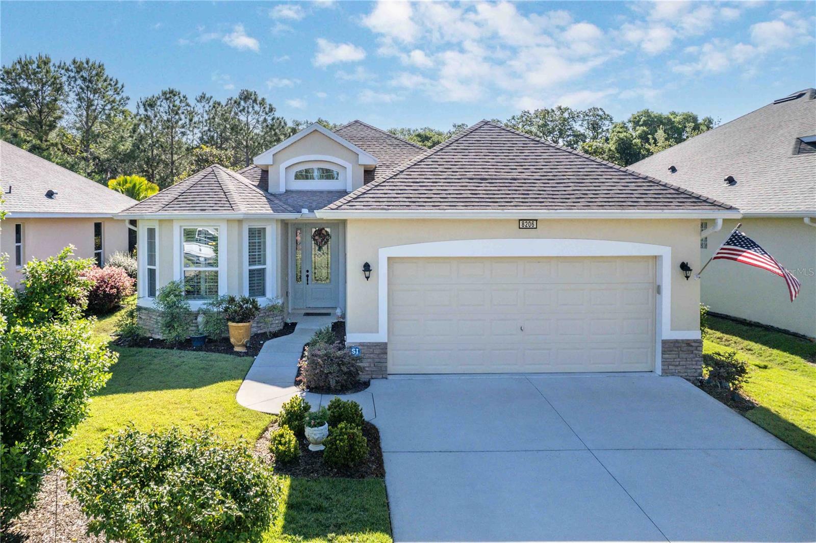 Property Photo:  8206 Bridgeport Bay Circle  FL 32757 