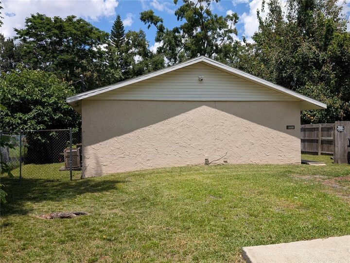 Property Photo:  4512 E 10th Avenue B  FL 33605 