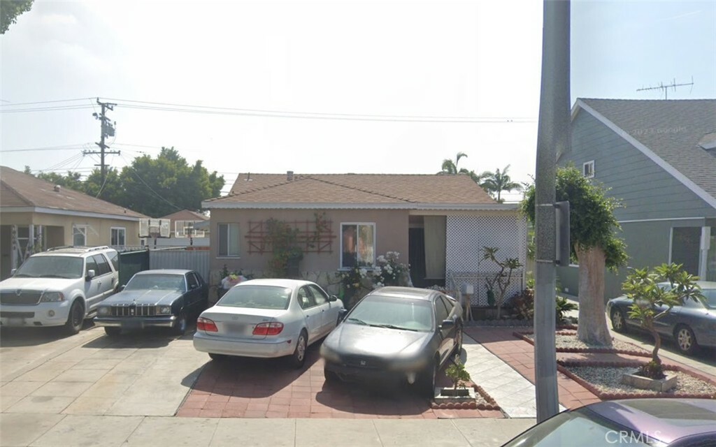 Property Photo:  10308 Pinehurst Ave  CA 90280 