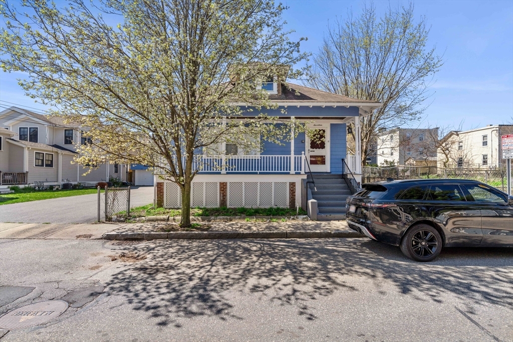 Property Photo:  17 Clyde St  MA 02145 