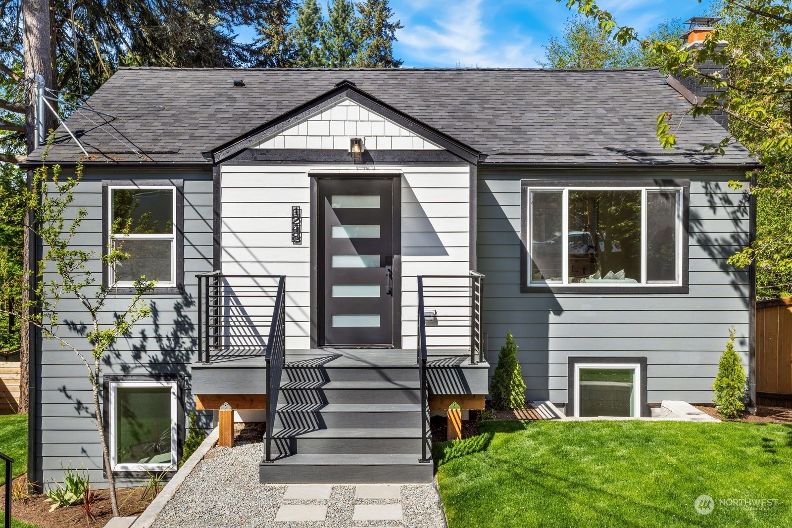 Property Photo:  1248 NE 104th Street  WA 98125 