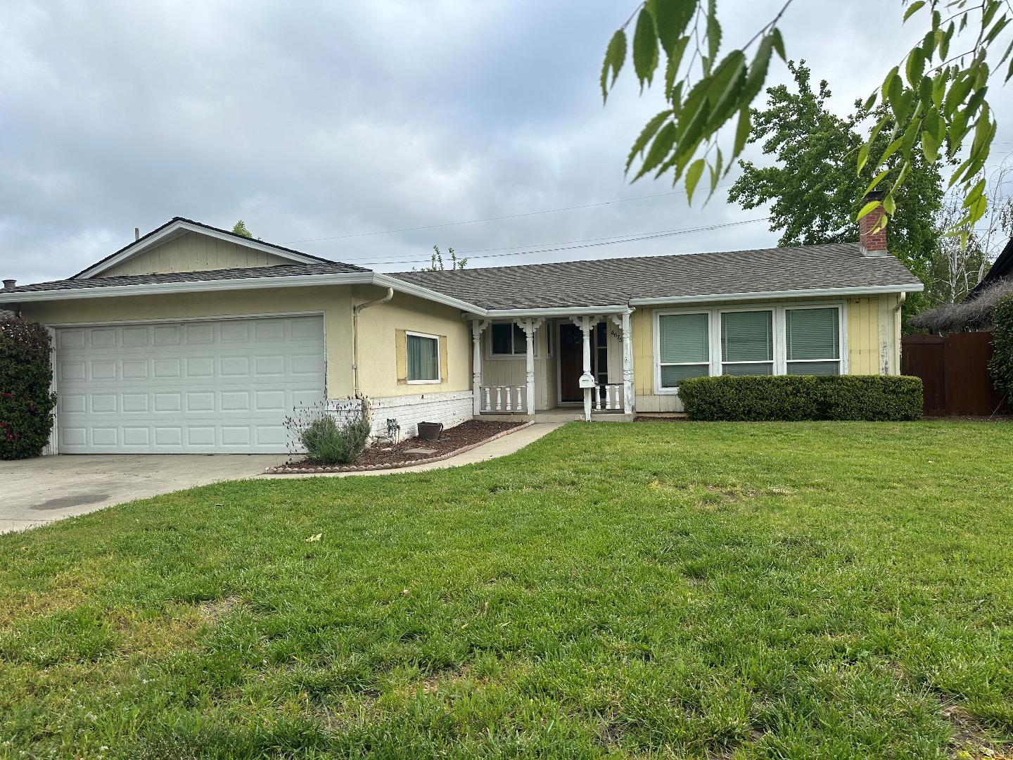 Property Photo:  4675 Englewood Drive  CA 95129 