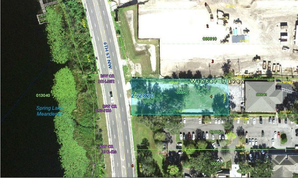 Property Photo: 1620 6th St NW FL 33884