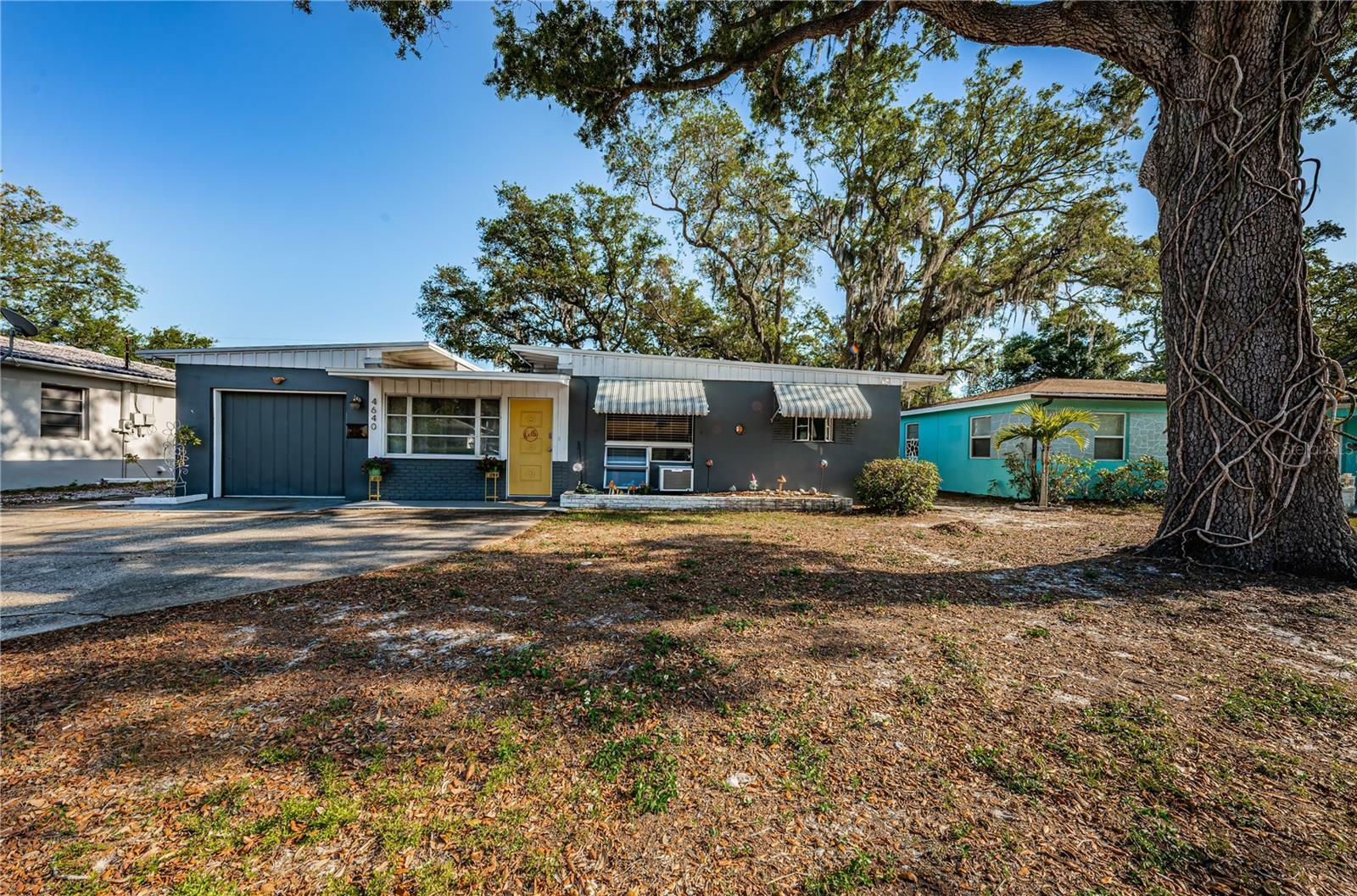 Property Photo:  4640 30th Avenue N  FL 33713 