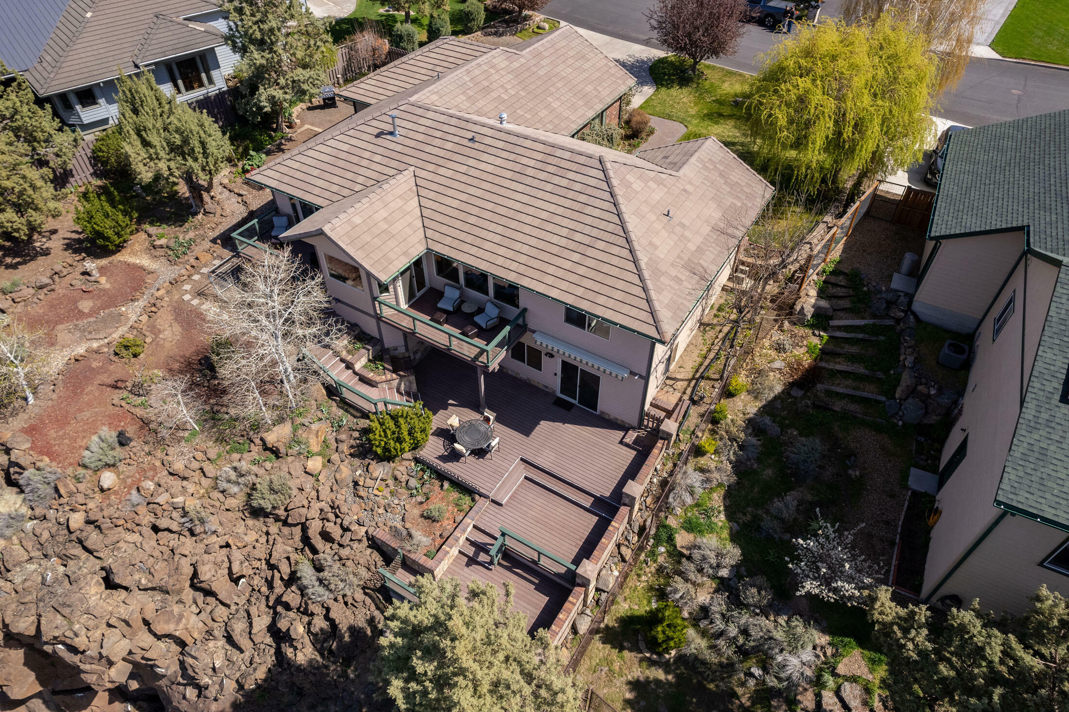 Property Photo:  2213 NW Canyon Drive  OR 97756 