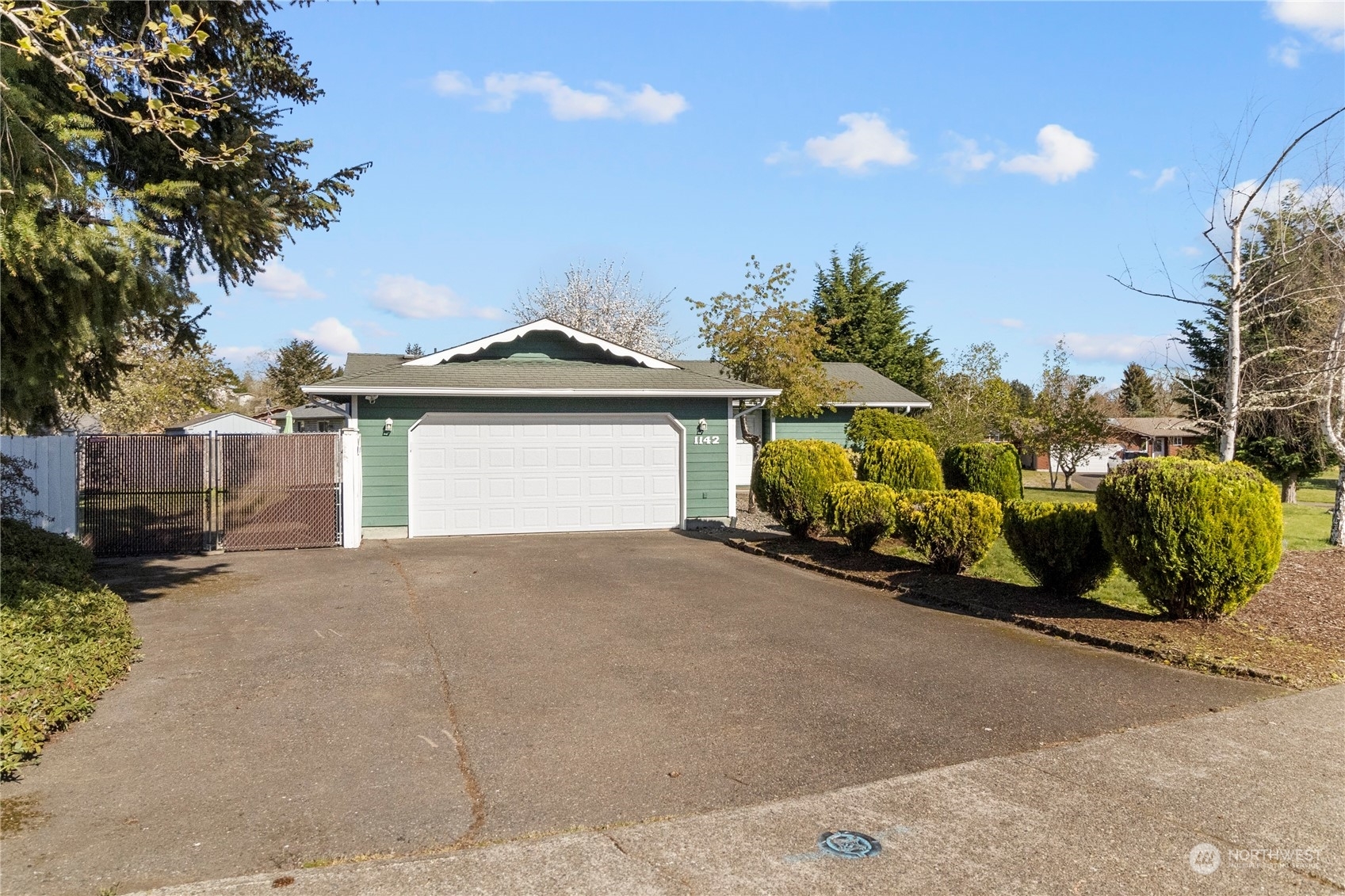 Property Photo:  1142 Deerbrush Drive SE  WA 98513 