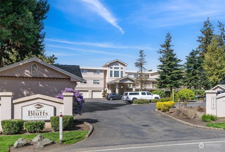 Property Photo: 8260 53rd Avenue W 401 WA 98275