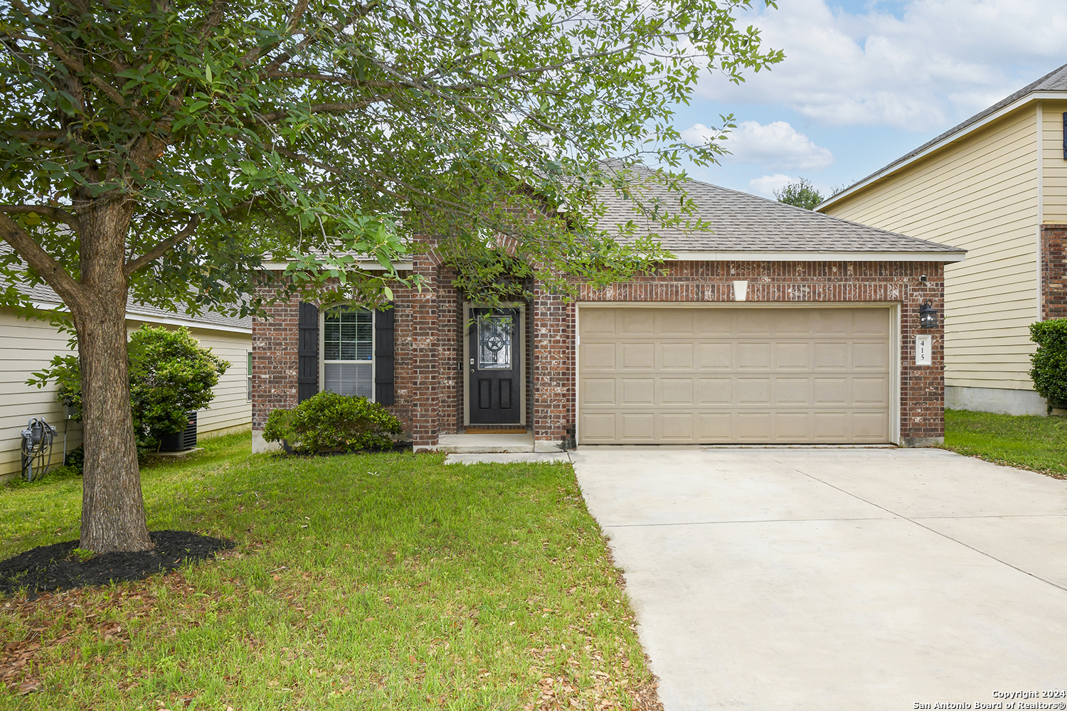 Property Photo:  415 Unicorn Ranch  TX 78245 