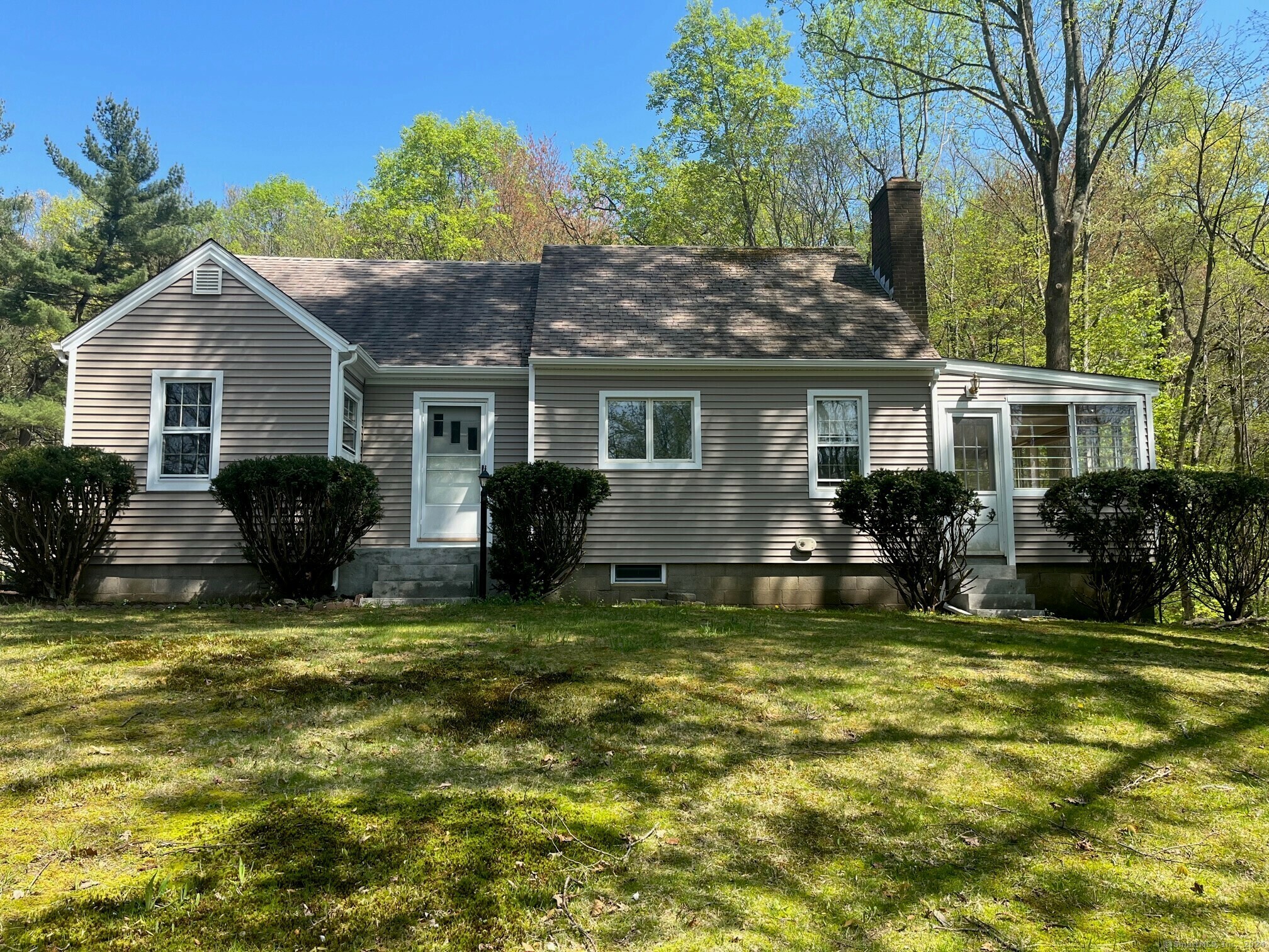 Property Photo:  628 Monroe Turnpike  CT 06468 