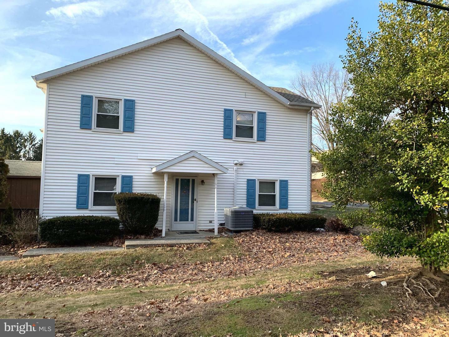 Property Photo:  1101 Nanroc Drive  PA 17055 