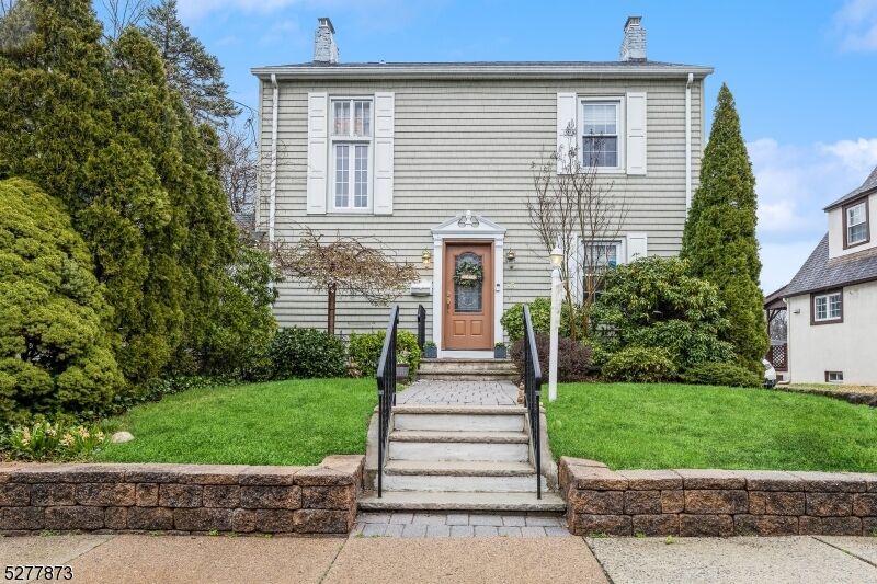 Property Photo: 85 N Stoughton St NJ 07621