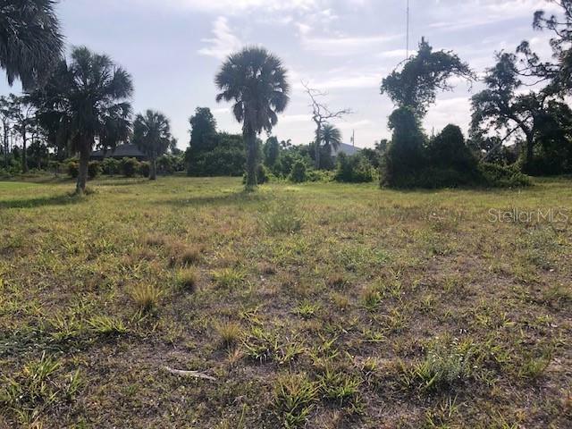 Property Photo:  833 &Amp 835 Boundary Boulevard  FL 33947 