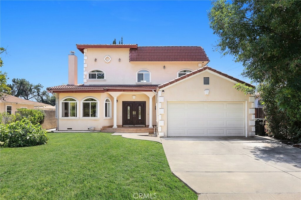 Property Photo:  6121 Avon Avenue  CA 91775 