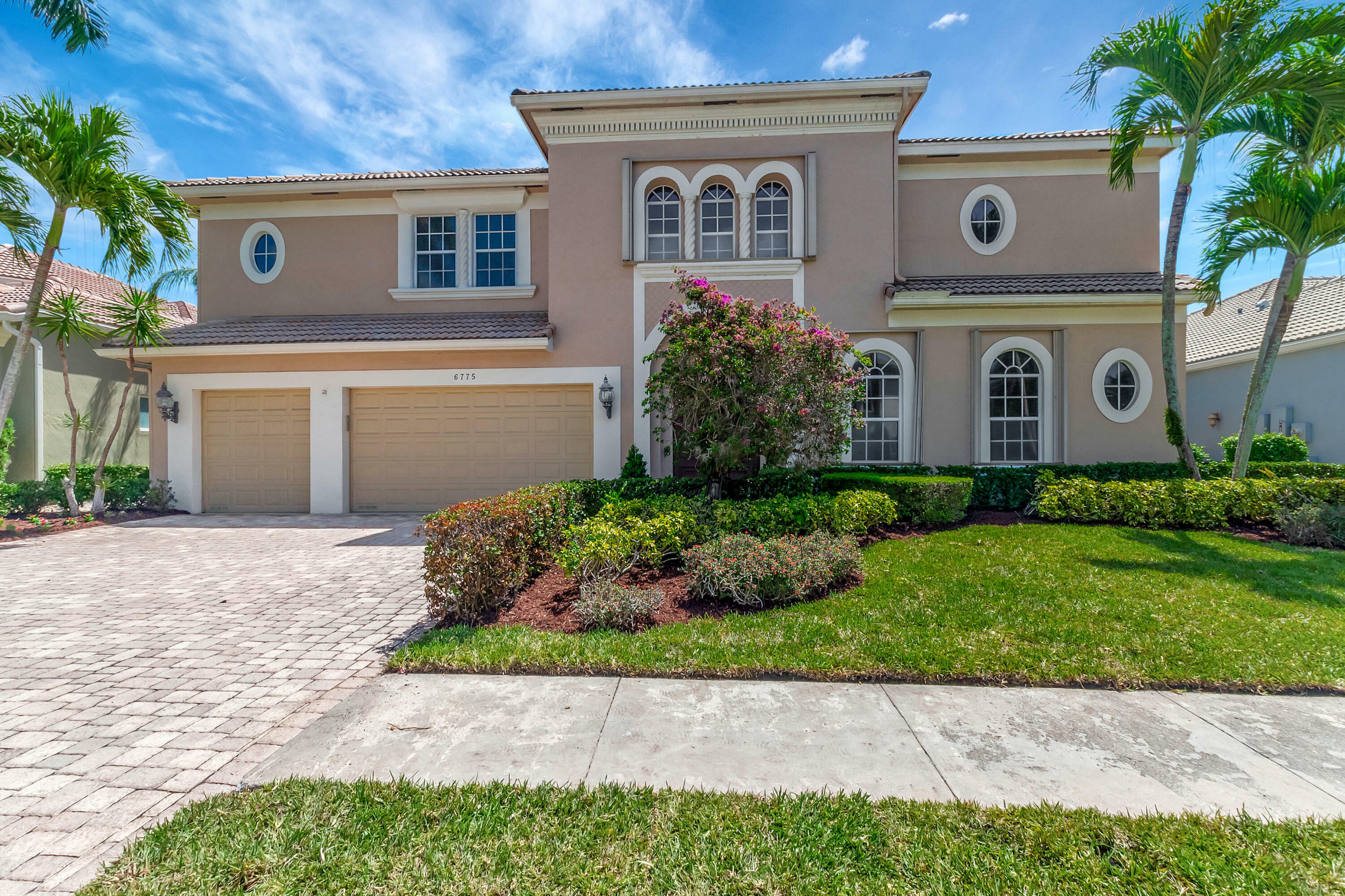 Property Photo:  6775 Royal Orchid Circle  FL 33446 