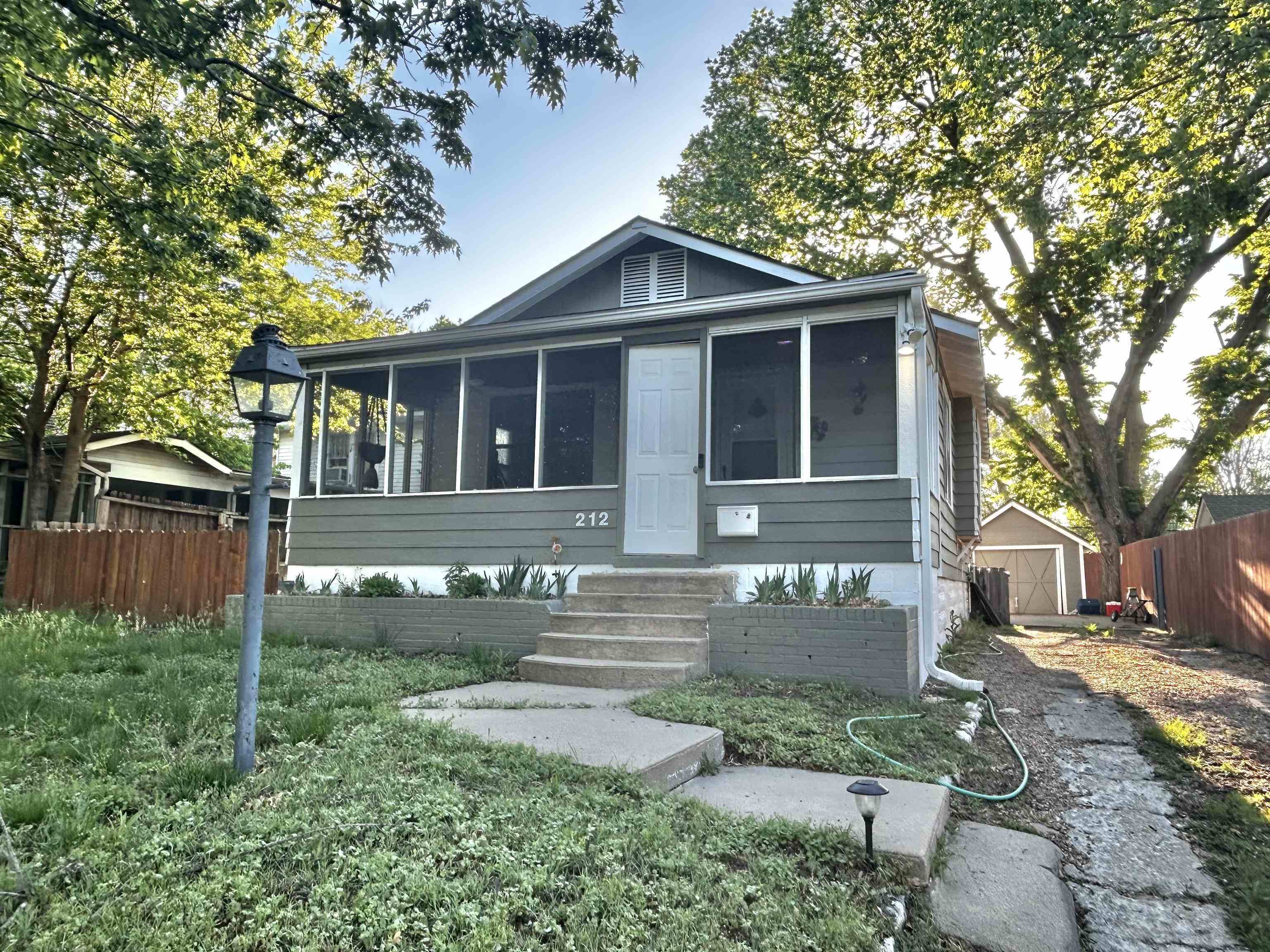 Property Photo:  212 N Saint Paul St  KS 67203 