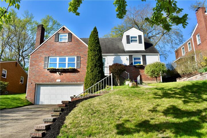530 Clemson Dr  Pittsburgh PA 15243 photo