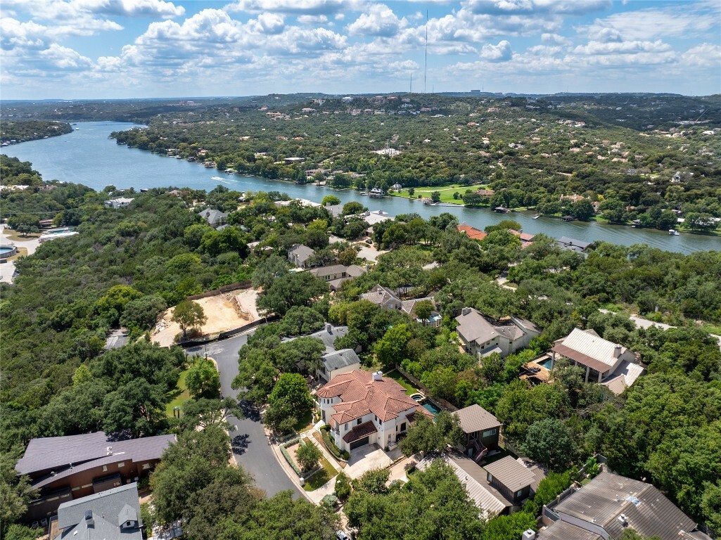 Property Photo:  3704 Bonnell Drive  TX 78731 