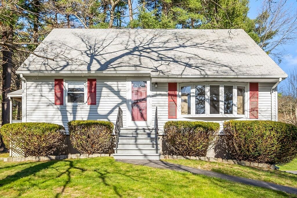 Property Photo: 34 Argonne Rd MA 01821