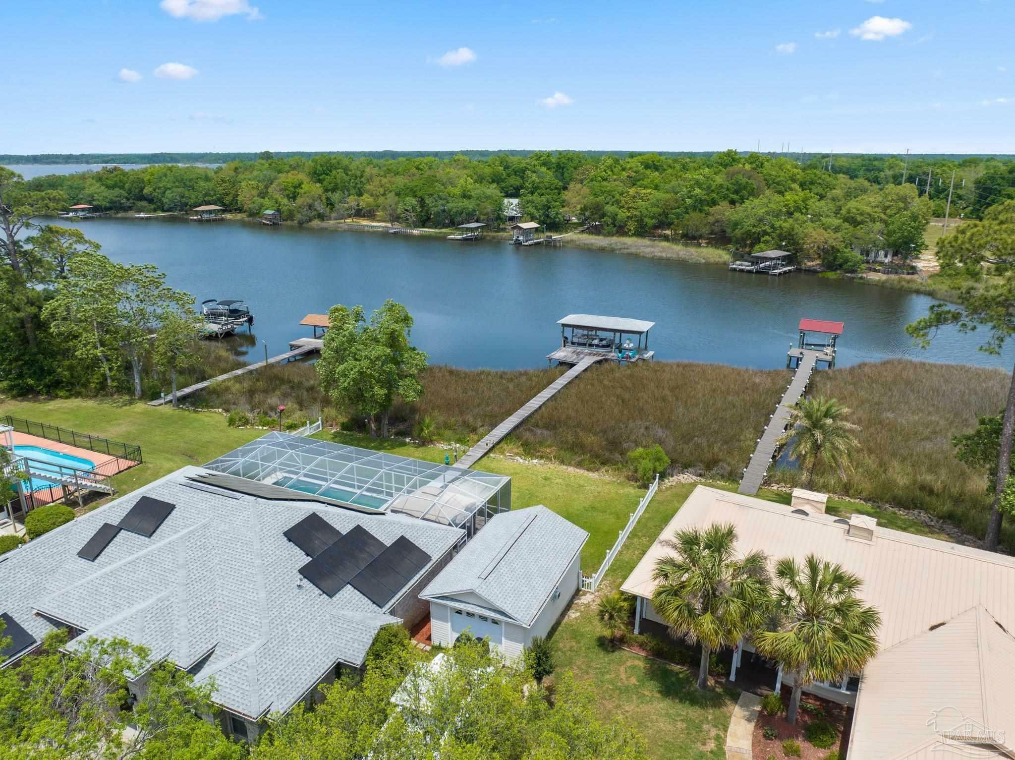 Property Photo: 6800 Tom King Bayou Rd FL 32566