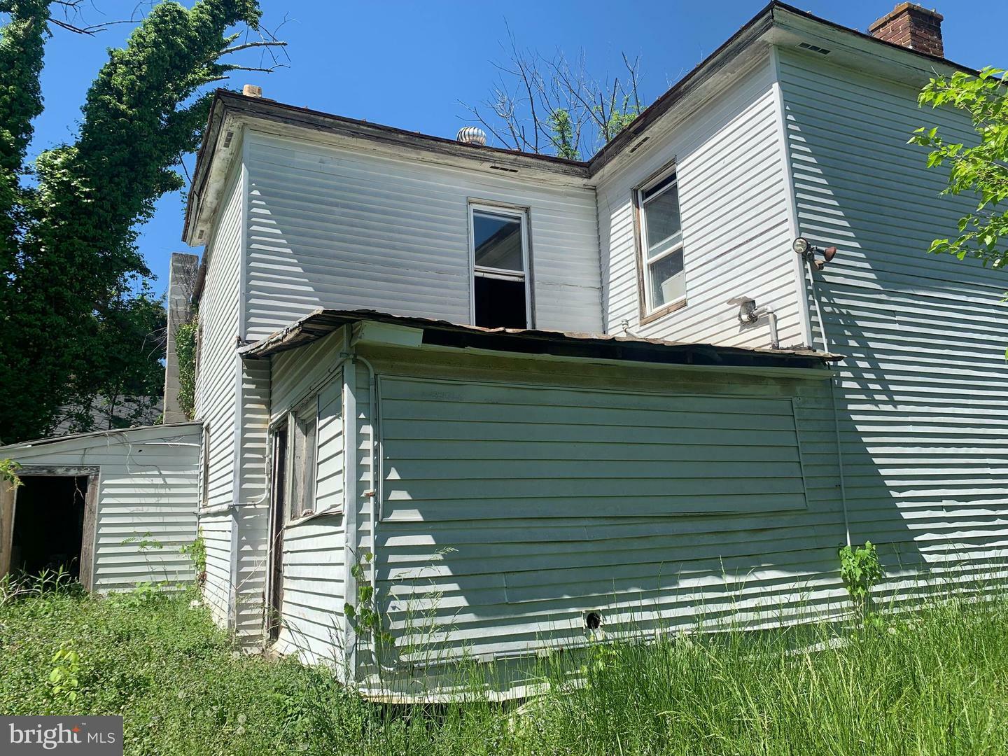 Property Photo:  313 Cobb Street  VA 22942 