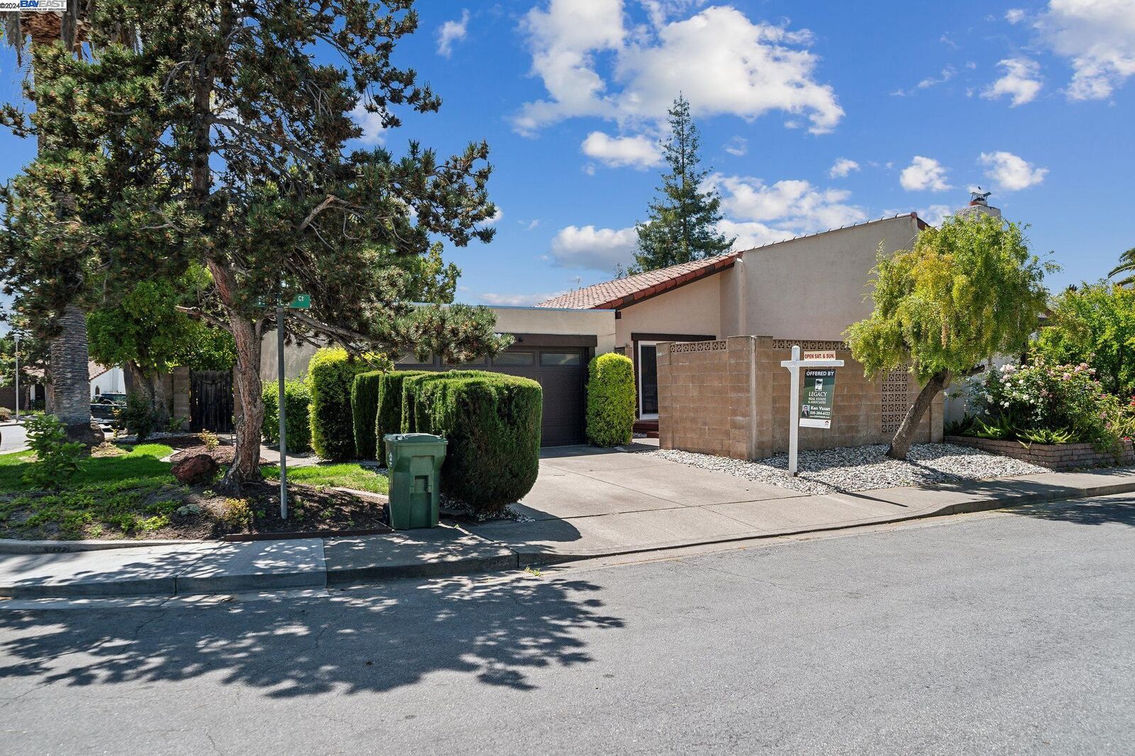 Property Photo:  40995 Nunes Ct  CA 94539 