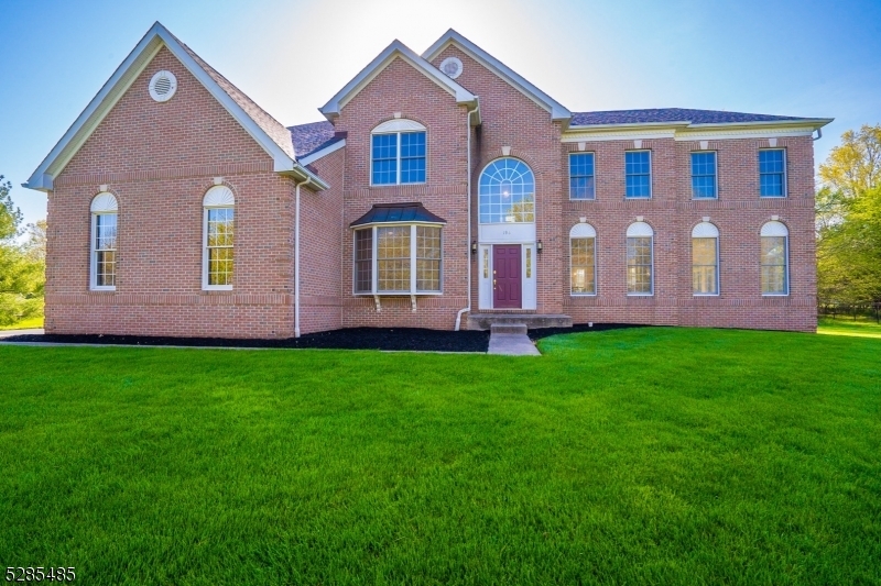 Property Photo: 196 Grayson Dr NJ 08502