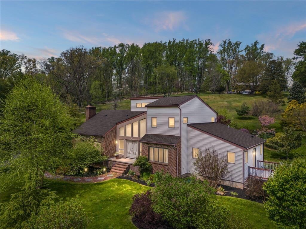 Property Photo: 2595 Apple Street PA 18055