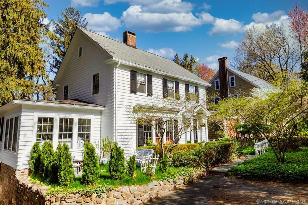 Property Photo:  172 Country Club Road  CT 06708 