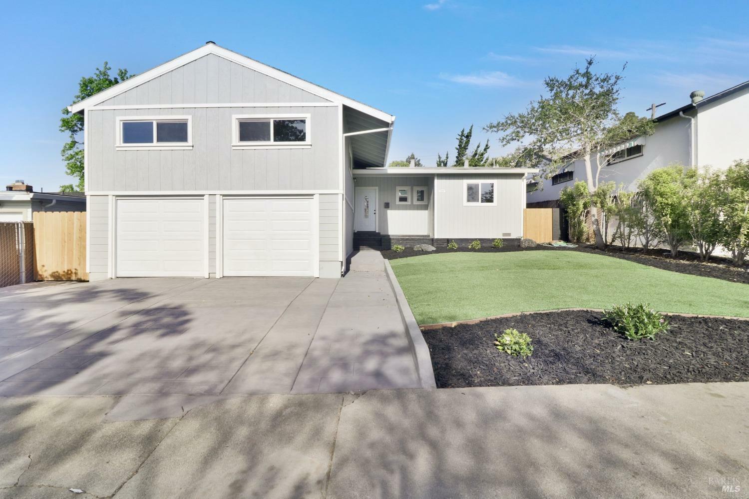 Property Photo:  127 Lois Lane  CA 94590 