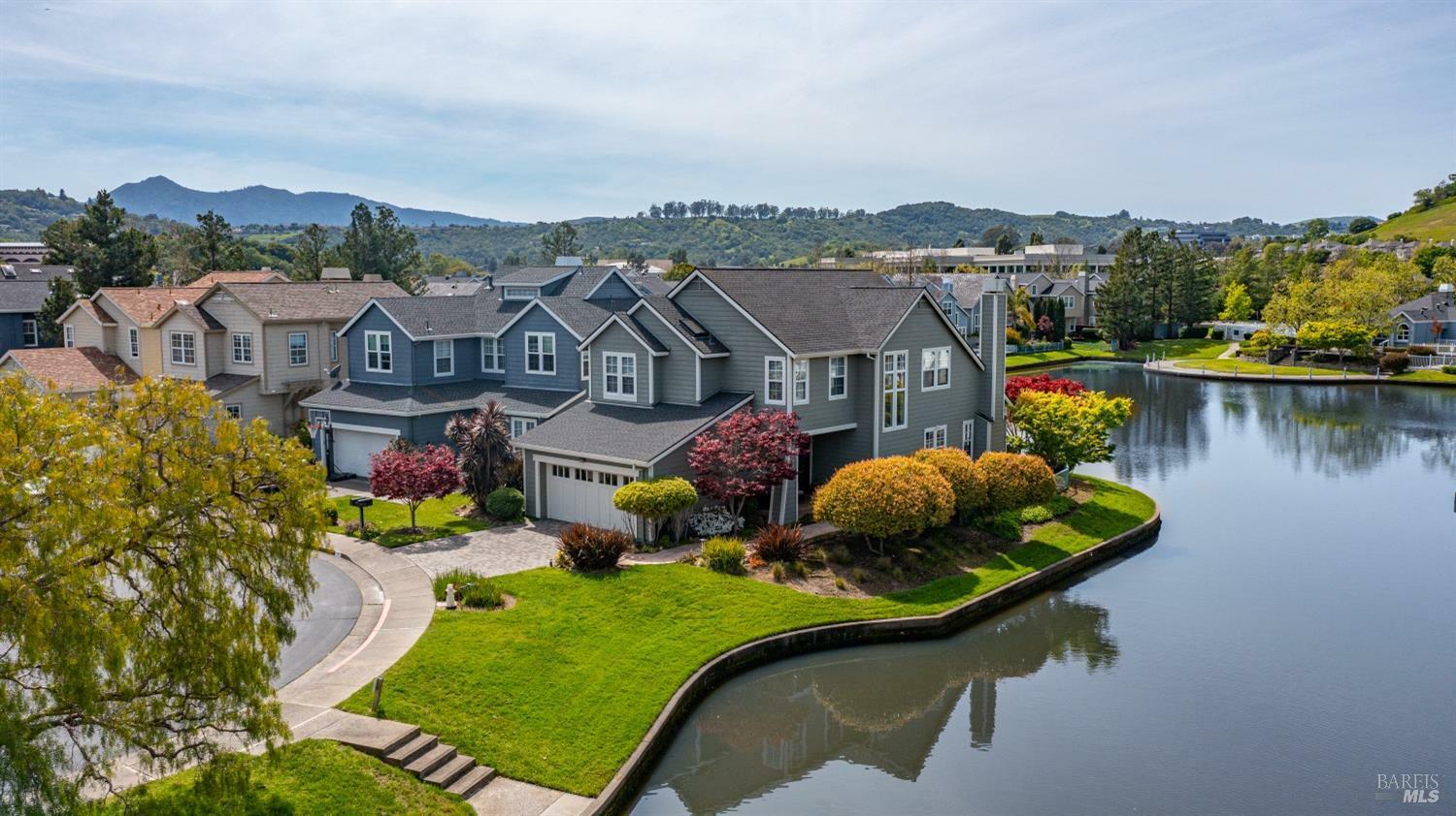 Property Photo: 22 Edgewater Court CA 94903