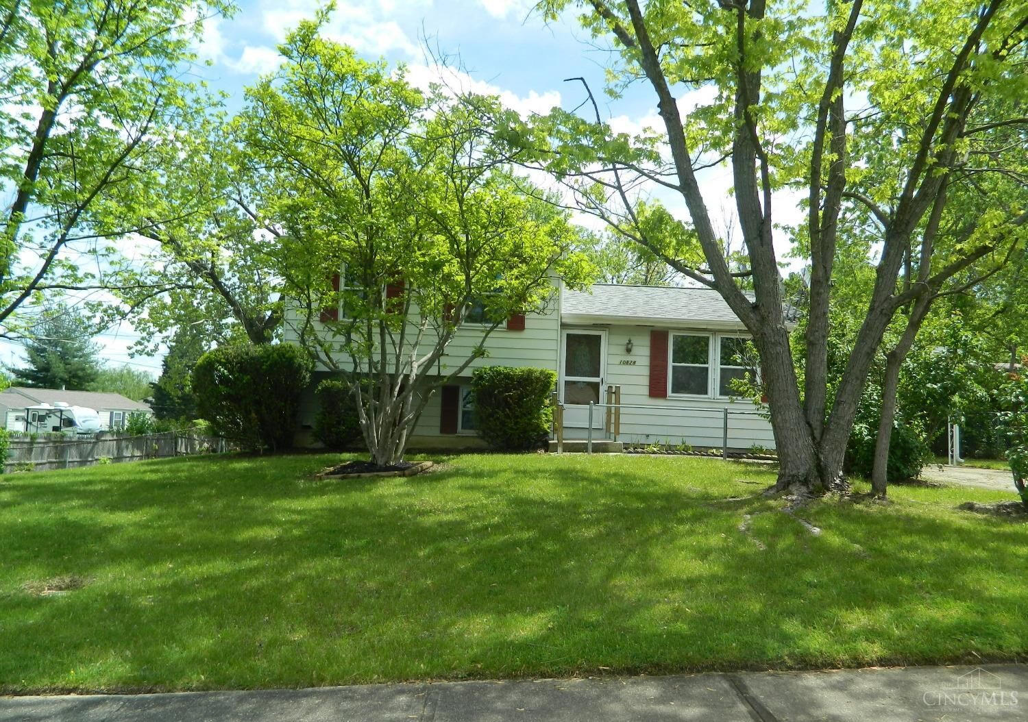 Property Photo:  10828 Penarth Drive  OH 45251 