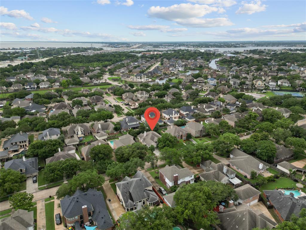 Property Photo: 2422 Lakeside Drive TX 77586