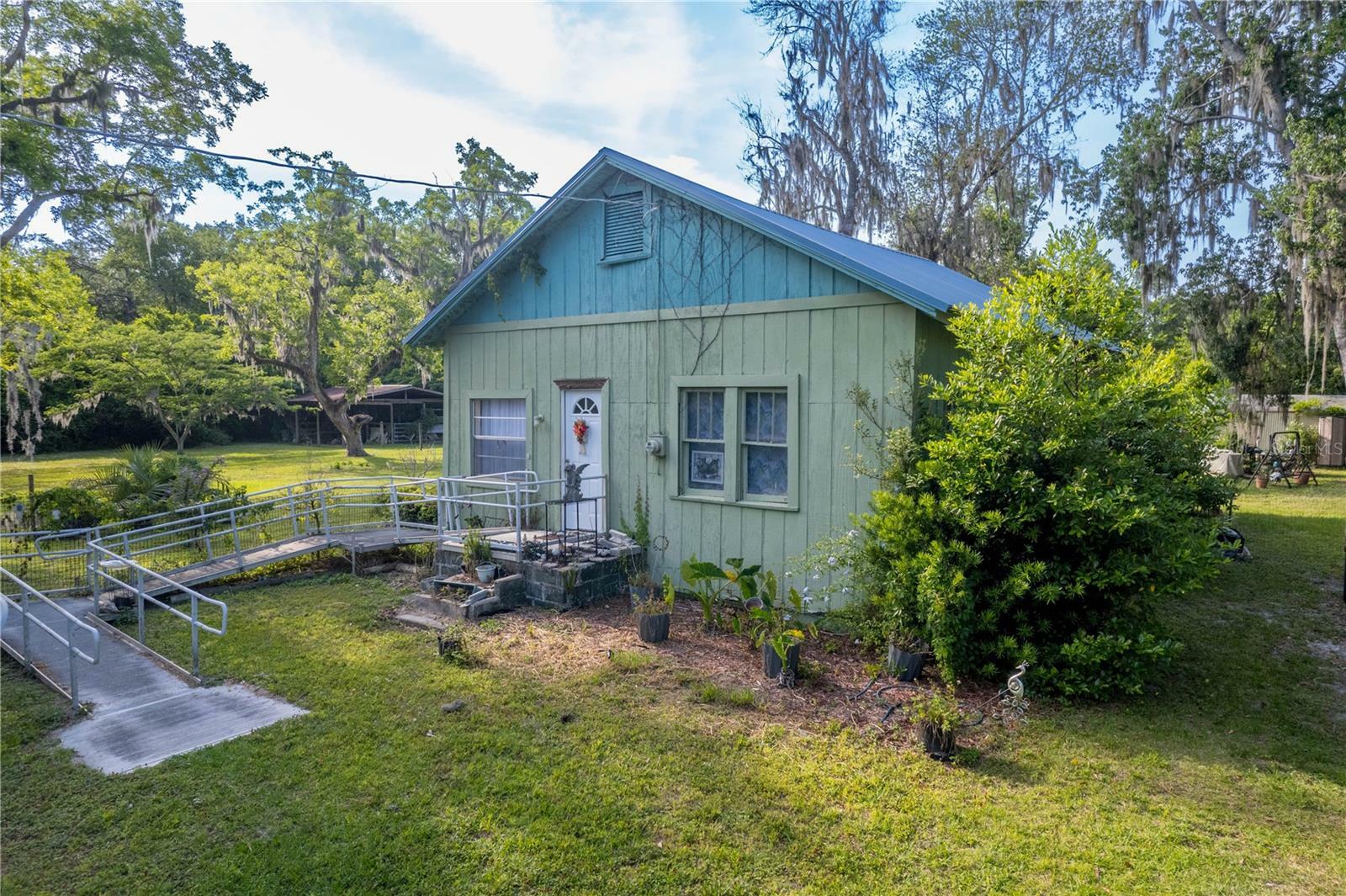 Property Photo:  6643 SE County Road 18  FL 32044 