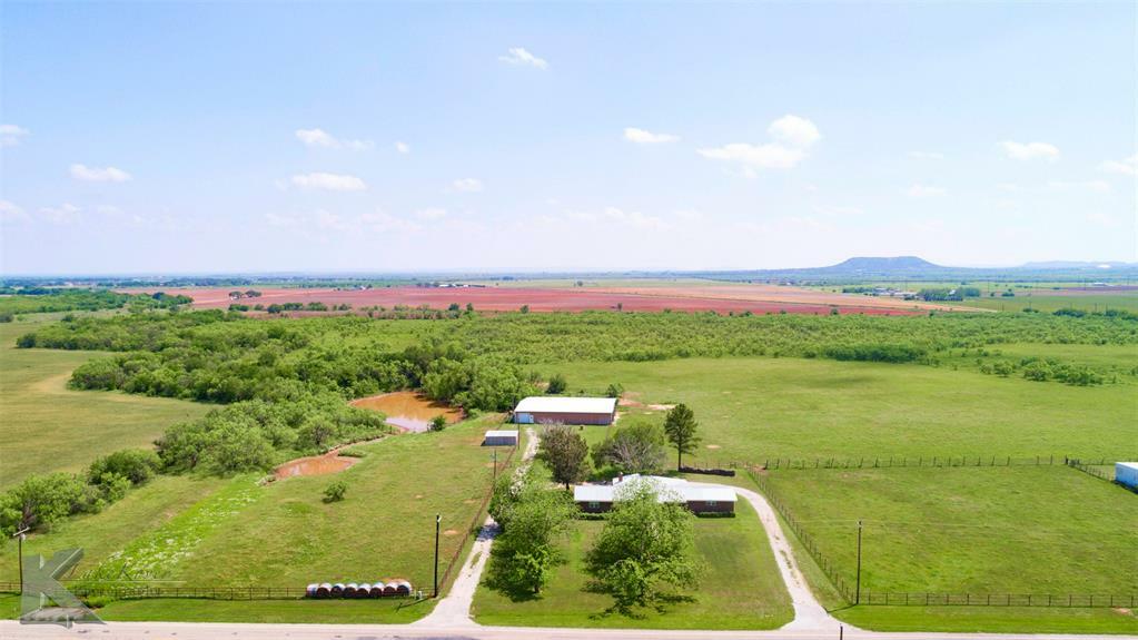 Property Photo: 901 Fm 613 TX 79562