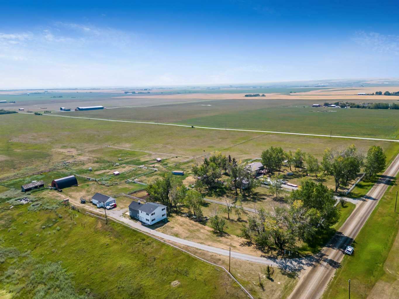 144033 402 Avenue E  Rural Foothills County AB T1V 1M6 photo