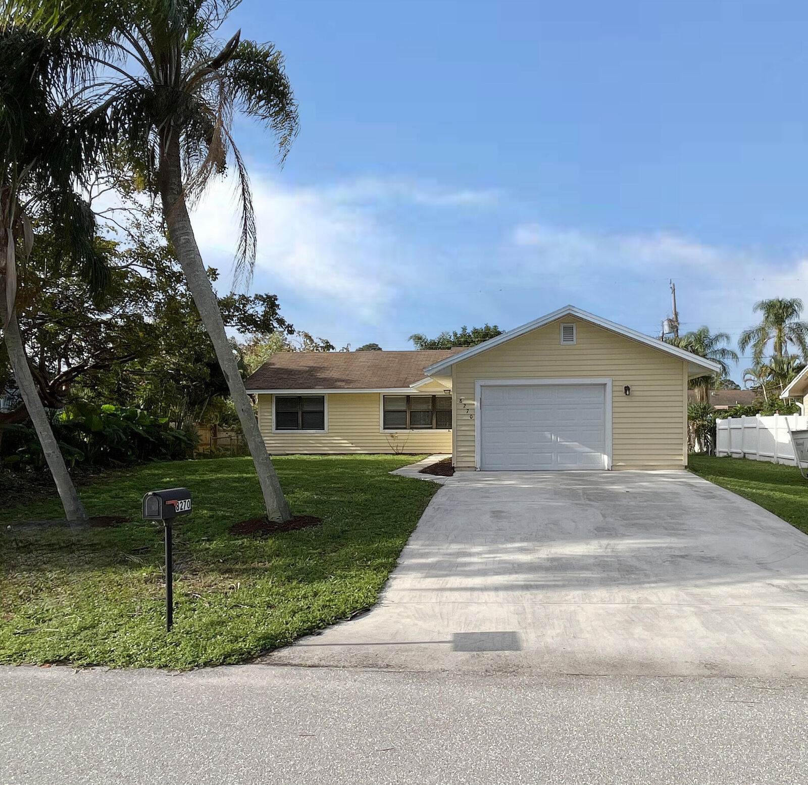 Property Photo:  8270 SE Camellia Drive  FL 33455 