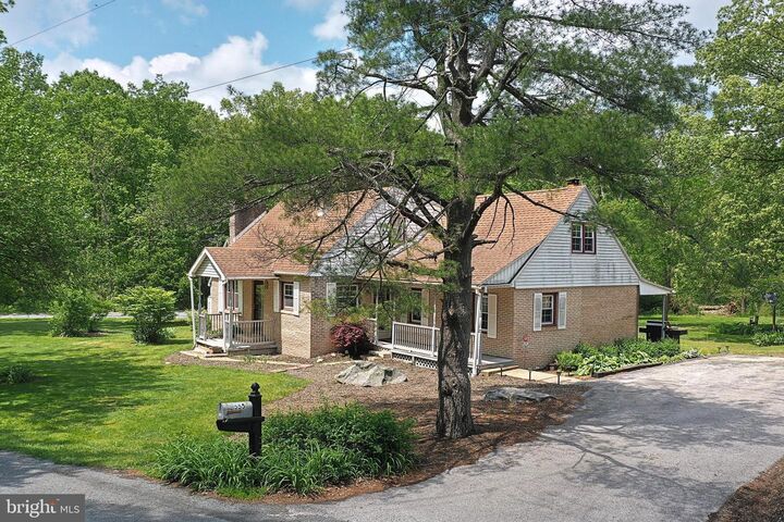 555 Natural Dam Road  Gettysburg PA 17325 photo