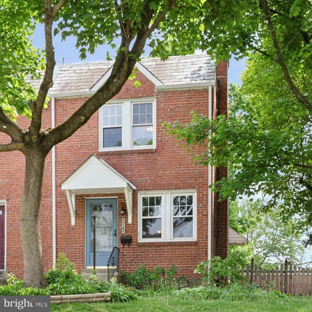 Property Photo:  1518 Juniper Street  PA 19401 