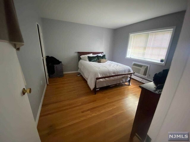 339-343 Boulevard 2B  Hasbrouck Heights NJ 07604 photo