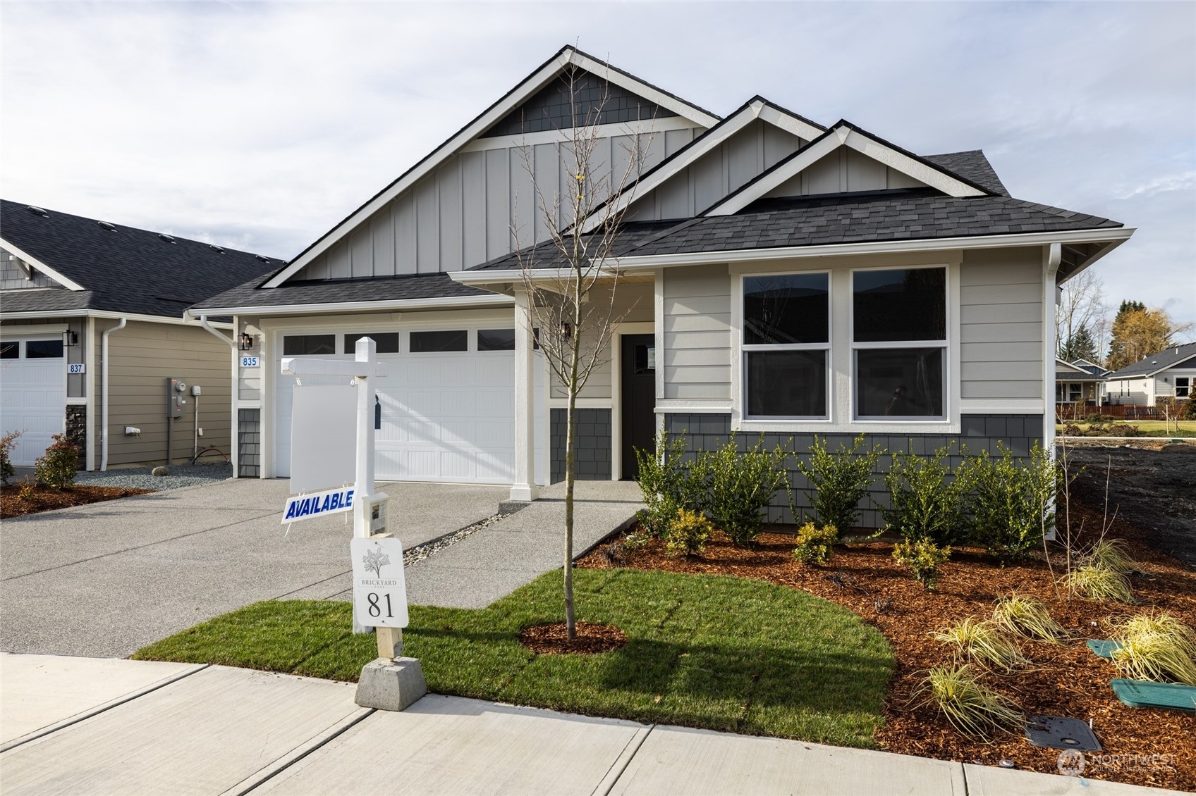 Property Photo:  831 Parkland Loop  WA 98284 