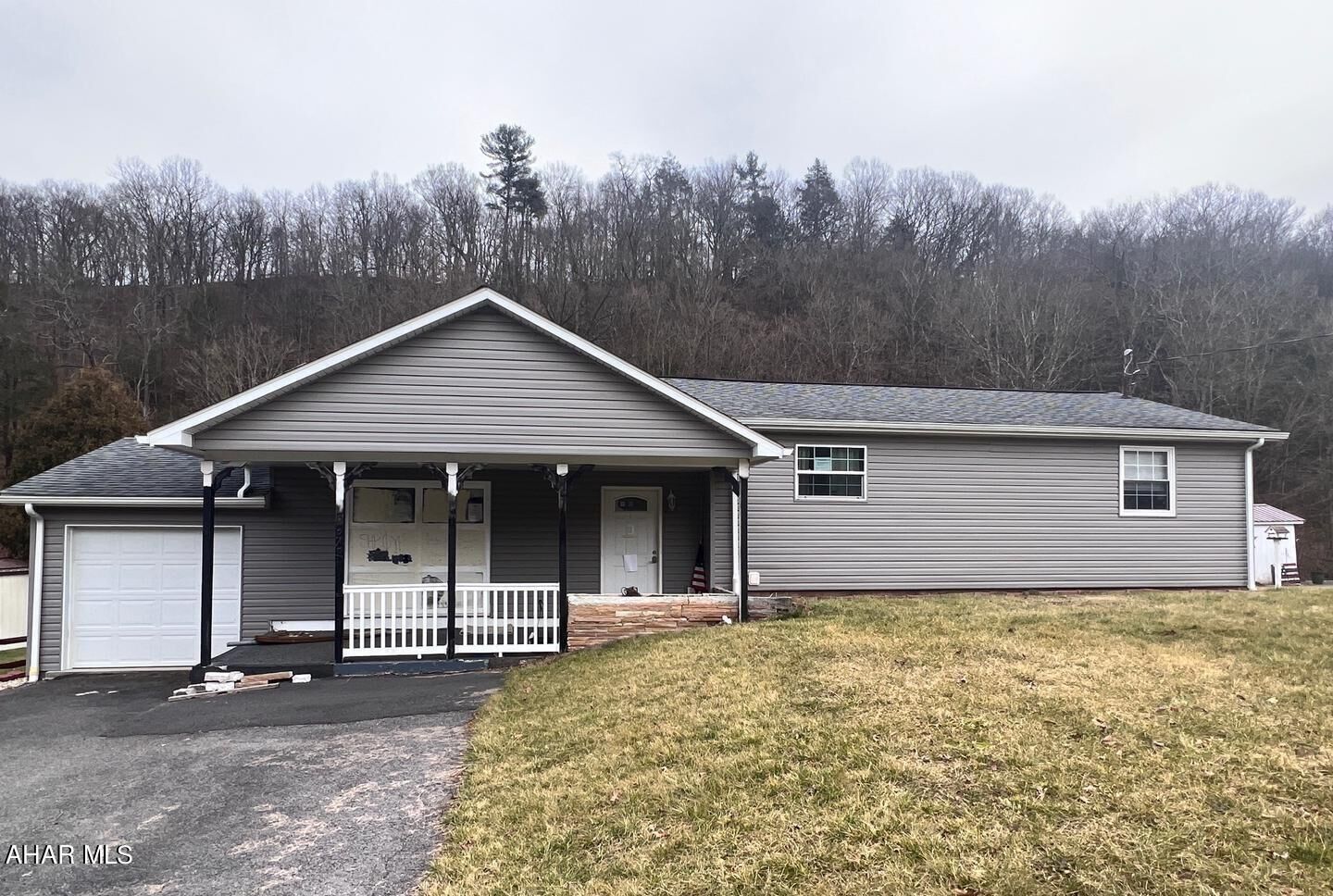 Property Photo: 3572 Hyndman Road PA 15545
