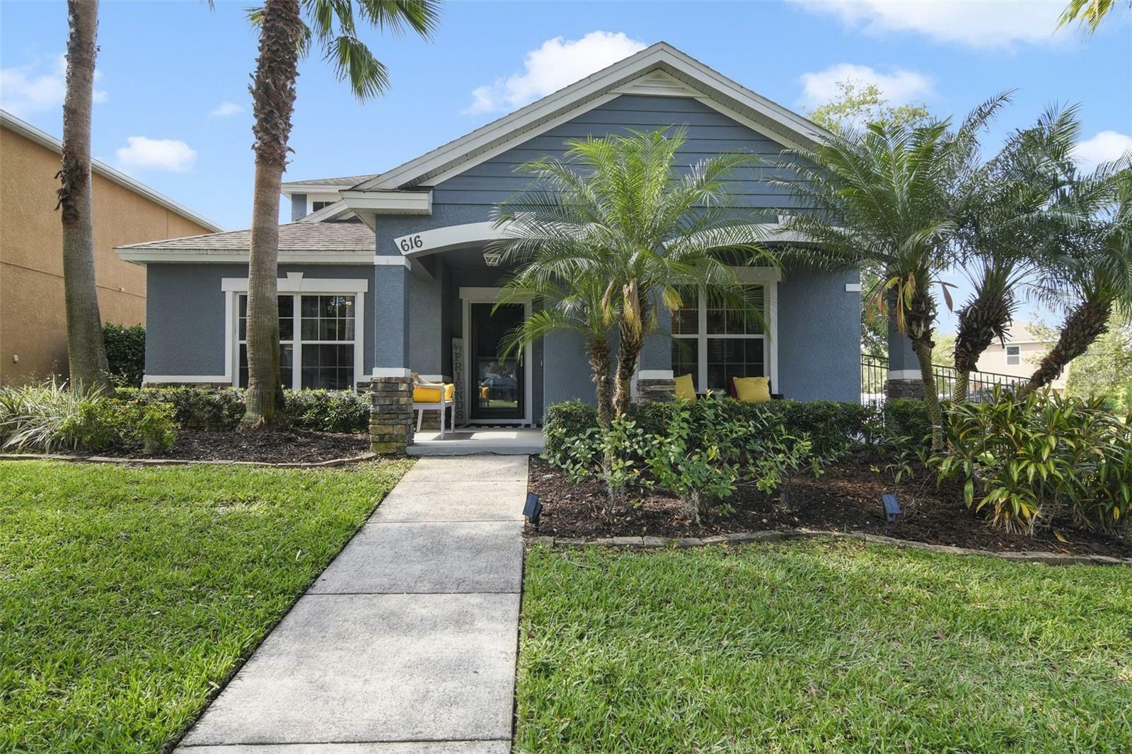 Property Photo: 616 Bending Oak Trail FL 34787