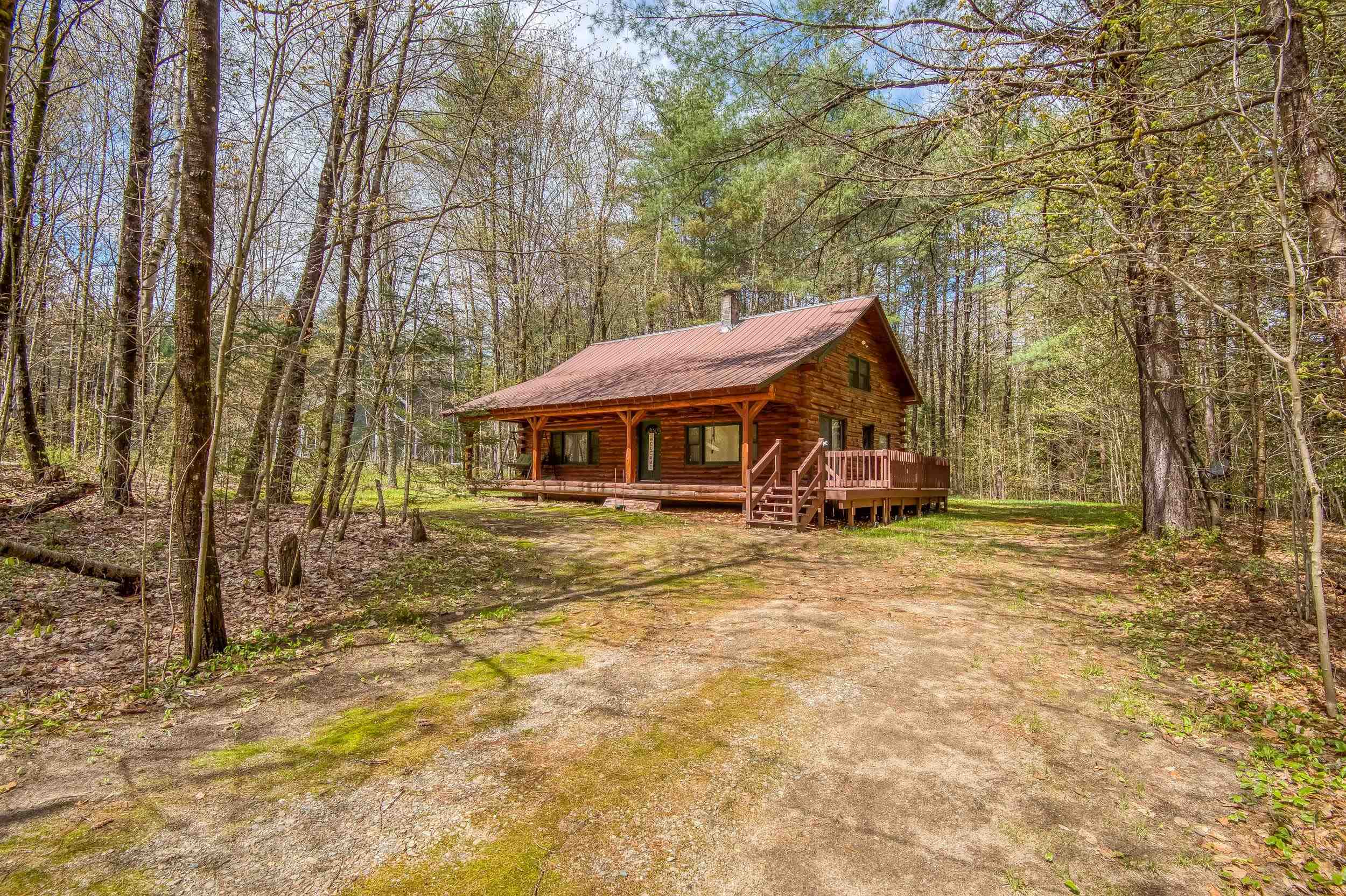 Property Photo:  10 Horse Pasture Lane  NH 03285 