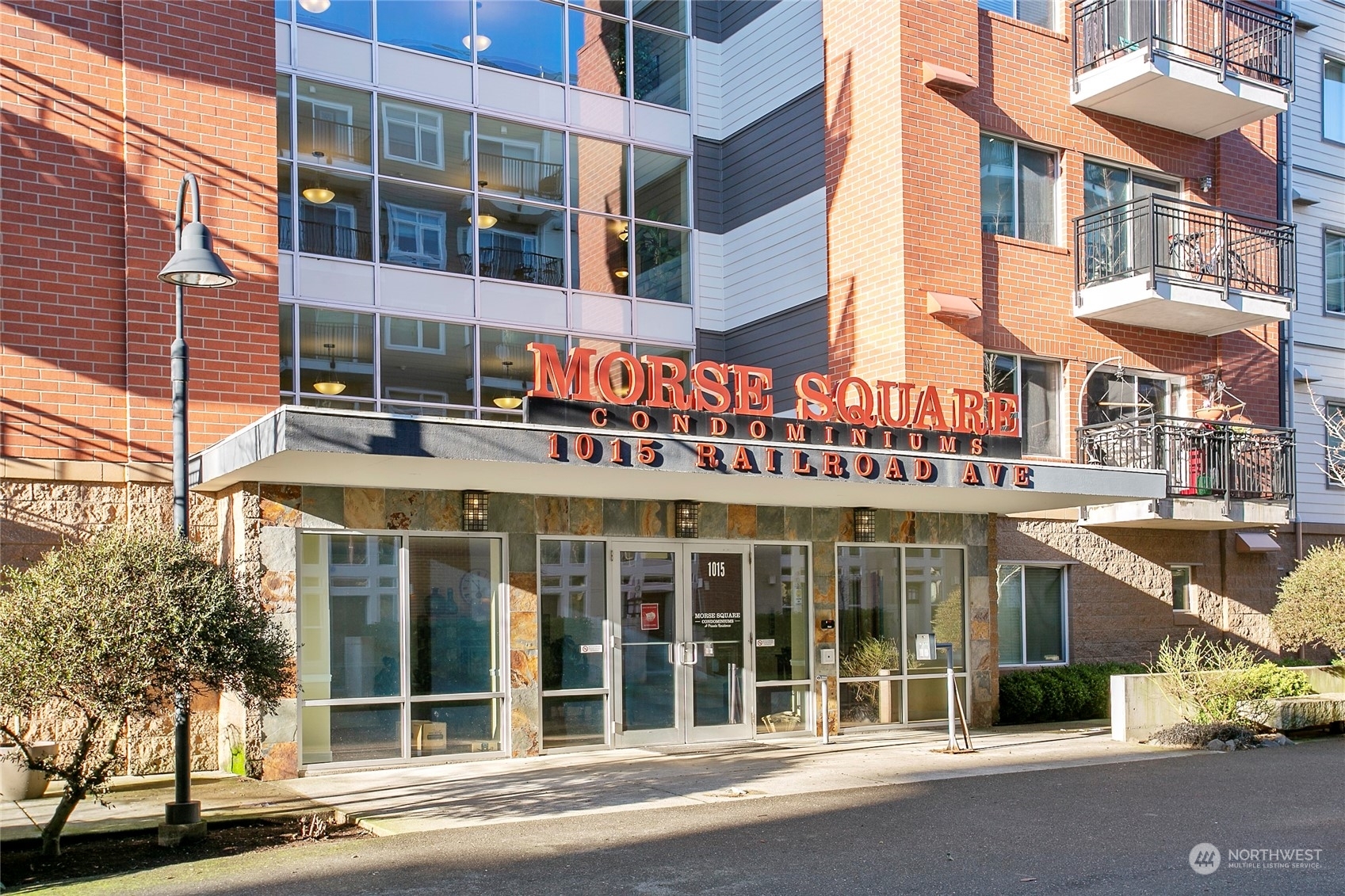 Property Photo:  1015 Railroad Avenue 209  WA 98225 