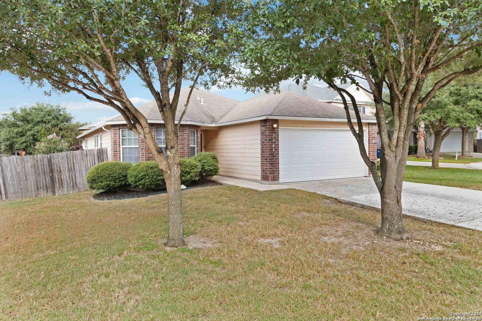 Property Photo:  3903 Whisper View Dr  TX 78108 