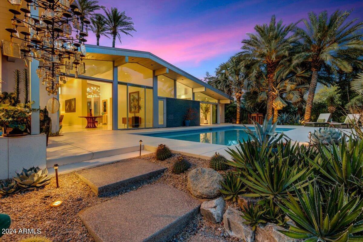 8517 N 48th Place  Paradise Valley AZ 85253 photo