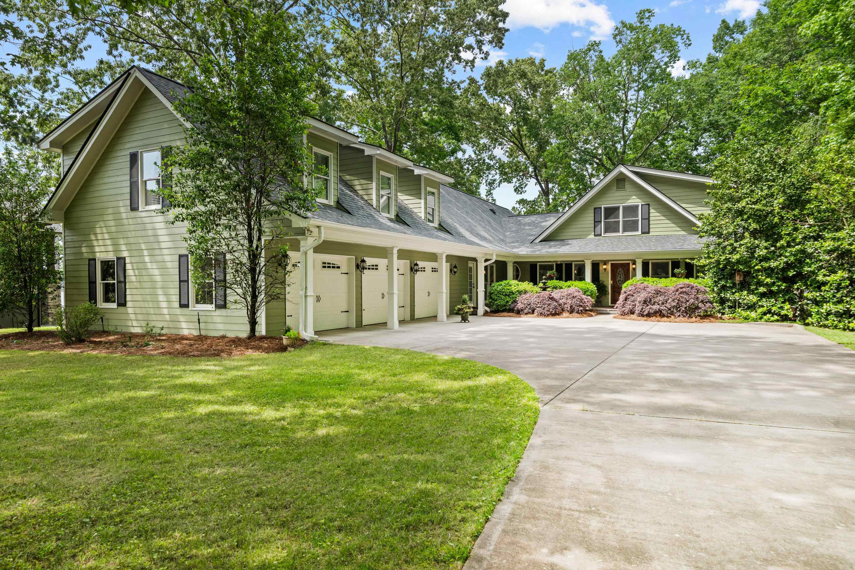 Property Photo:  165 Lakeview Drive  GA 31024 